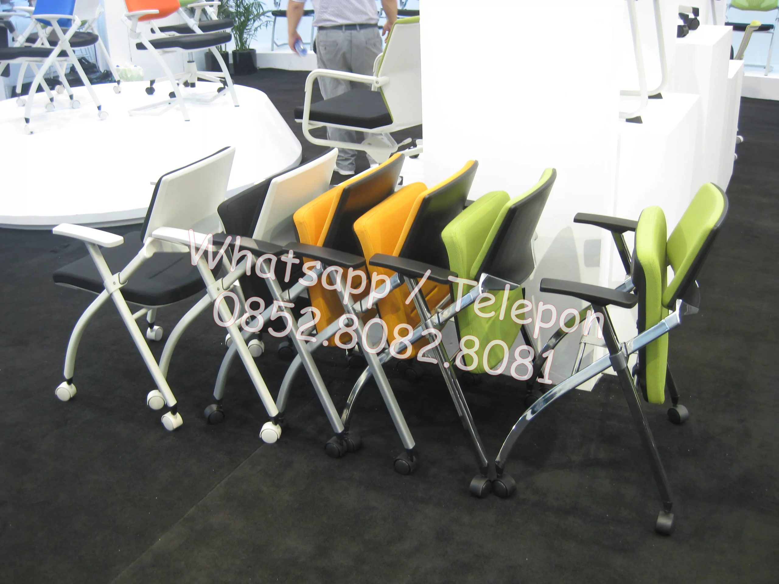 Meja dan Kursi Kuliah Raja Ampat Papua Barat Daya: Investasi untuk Masa Depan Generasi Muda